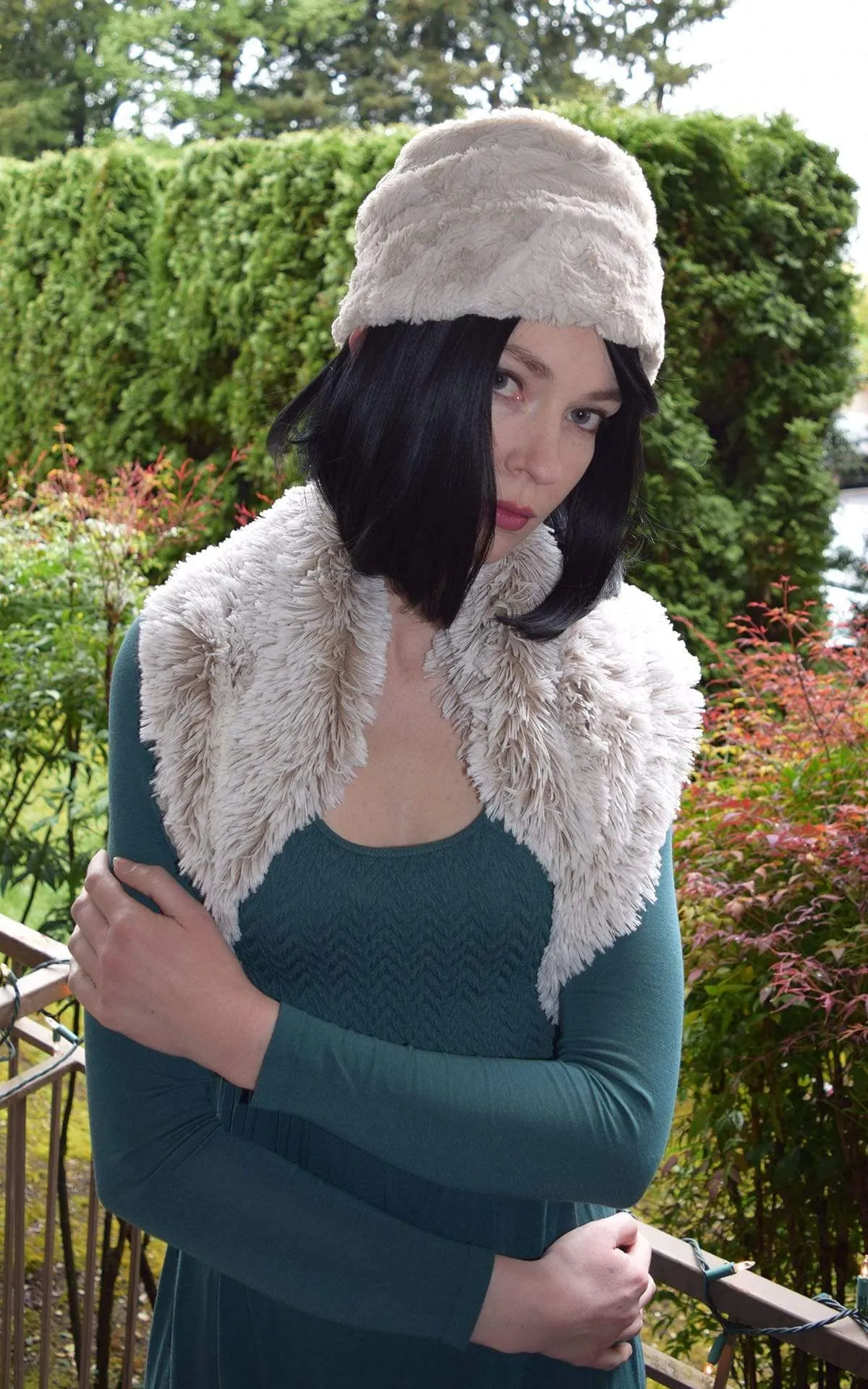 Ana Cloche Hat Style - Cuddly Faux Fur in Sand