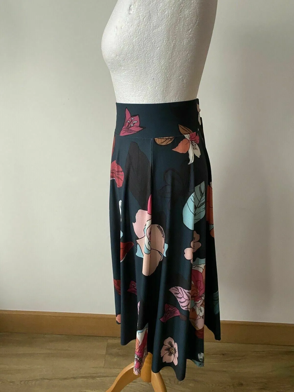 Anna Field Midi Skirt Size 8 Petrol Blue Floral