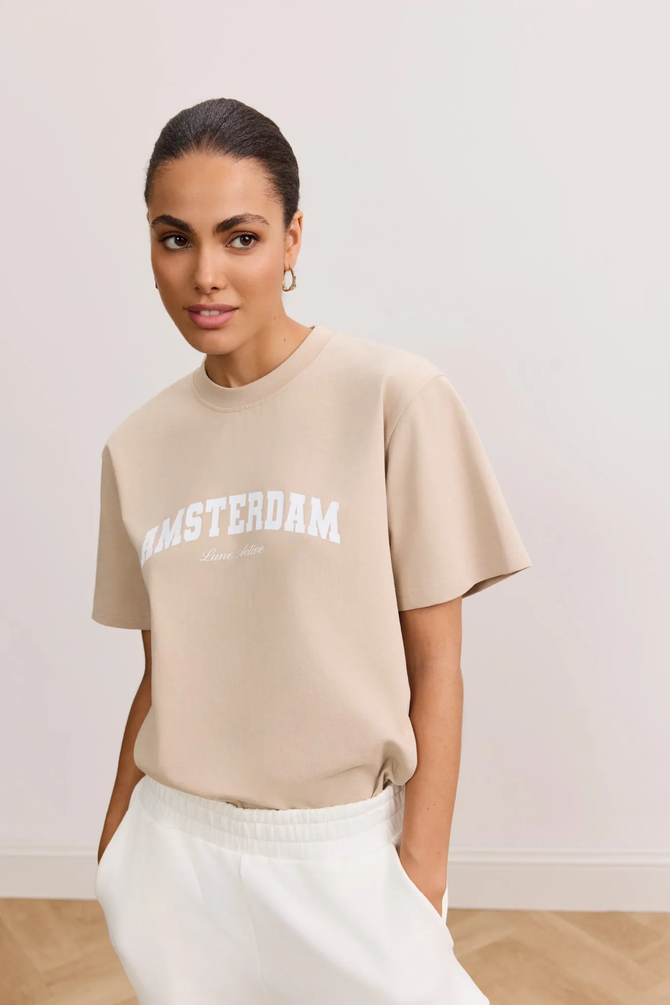 DEMI Amsterdam tee - Beige