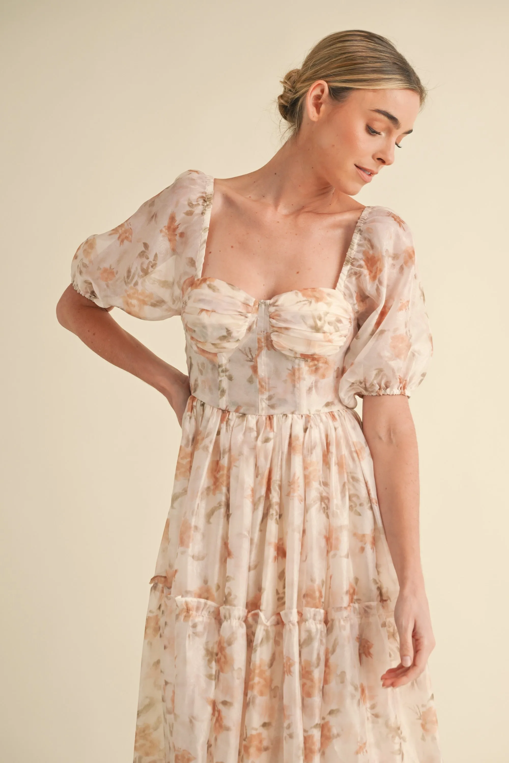 Elysse Sweetheart Puff Sleeve Floral Tier Dress: Amber