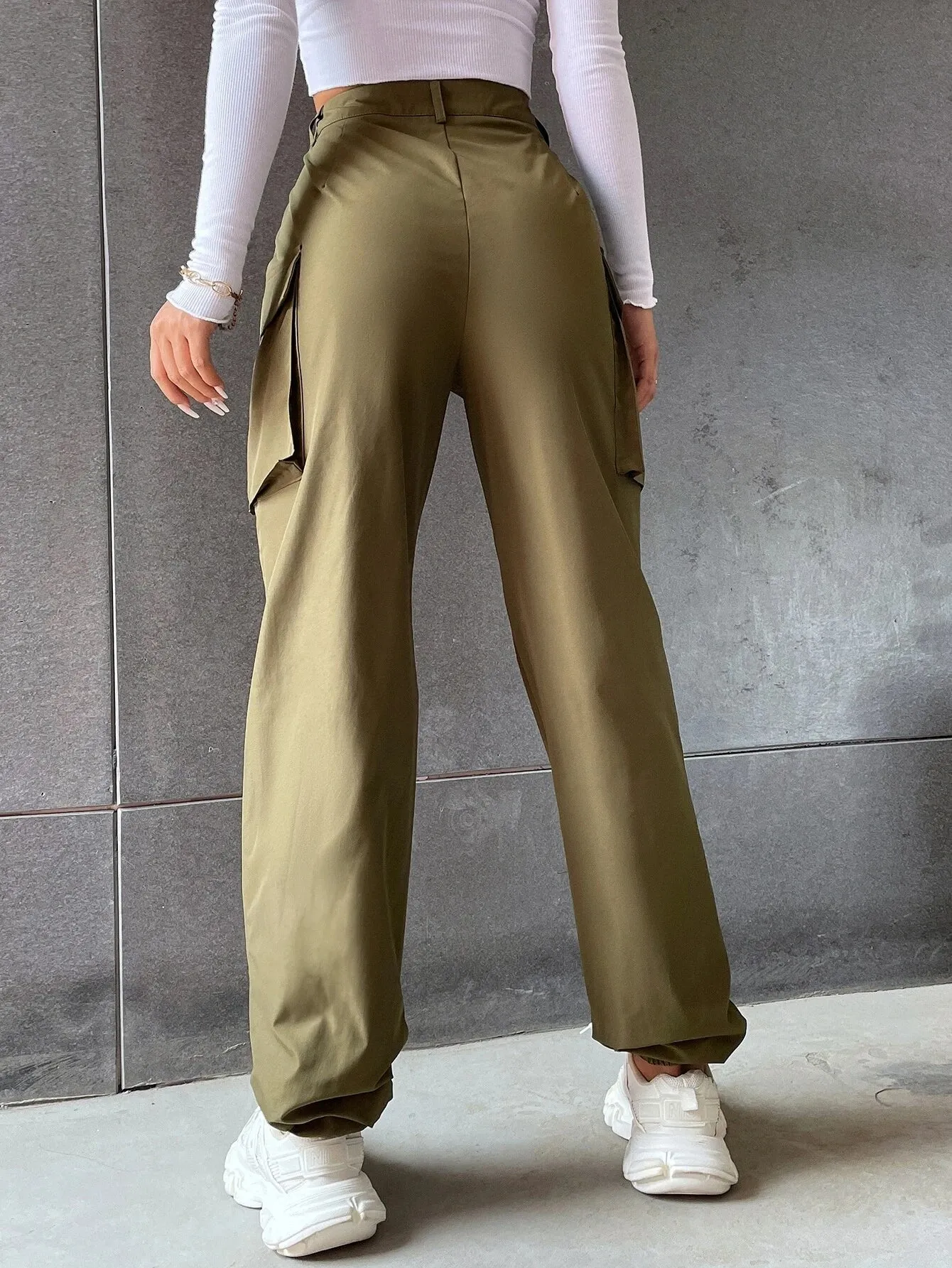 Flap Pocketed Pants In Solid Color