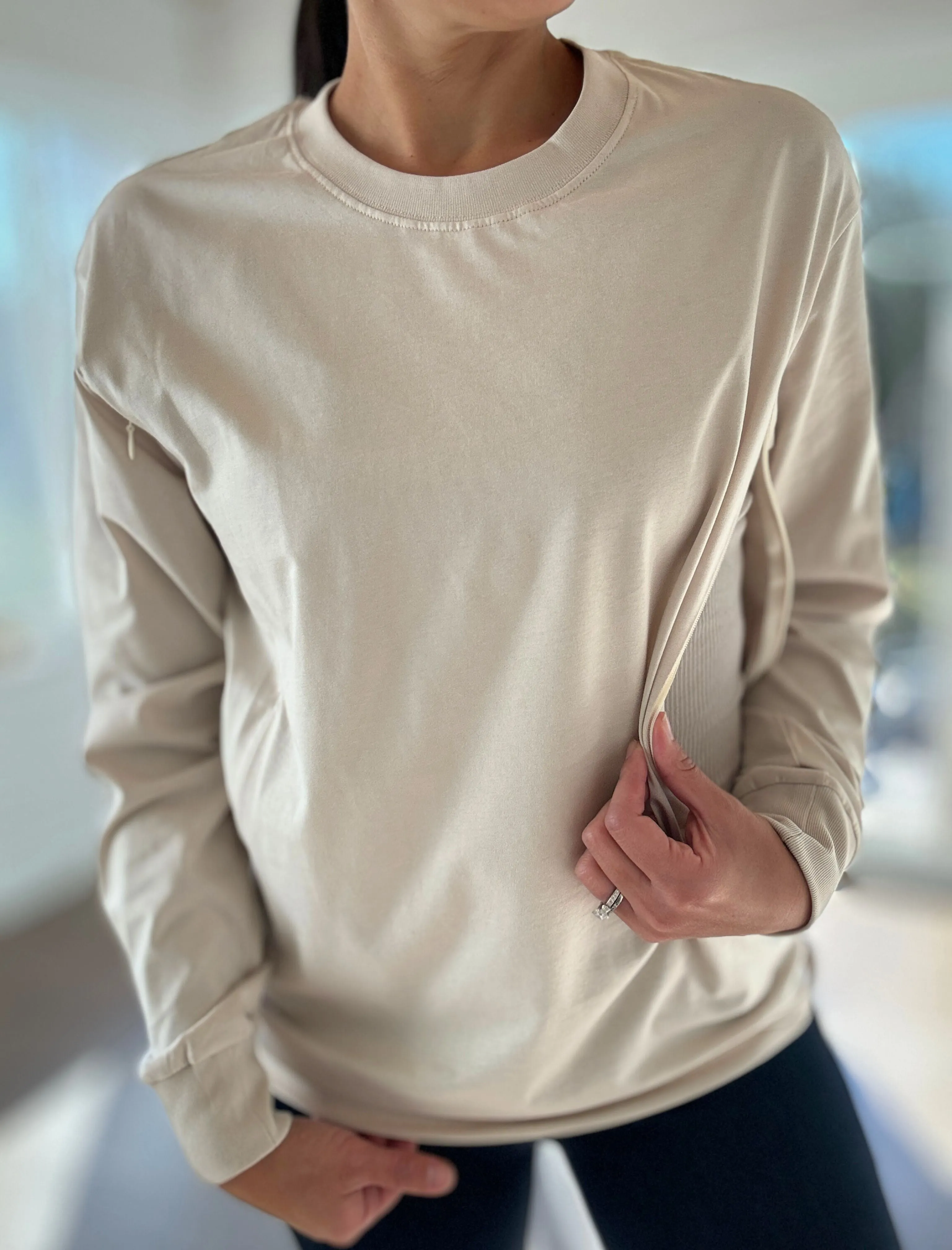 #MomLife Long Sleeve Comfort Tee