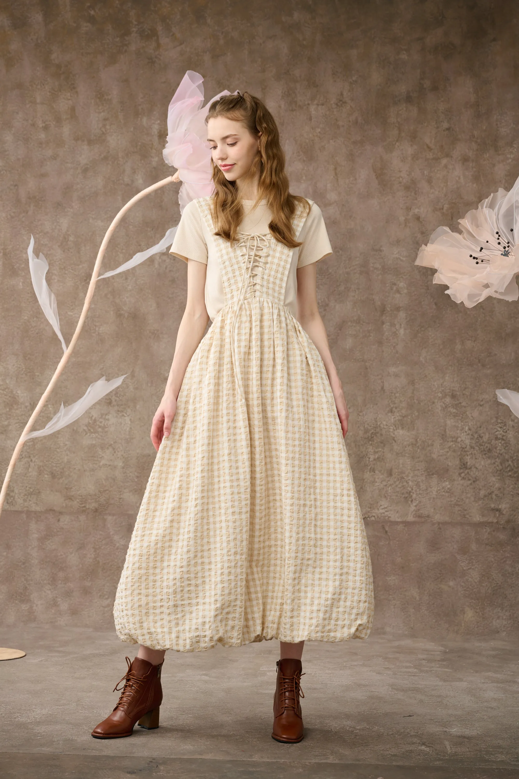 Poet's jasmine 31| lace-up pinafore linen dress in cream