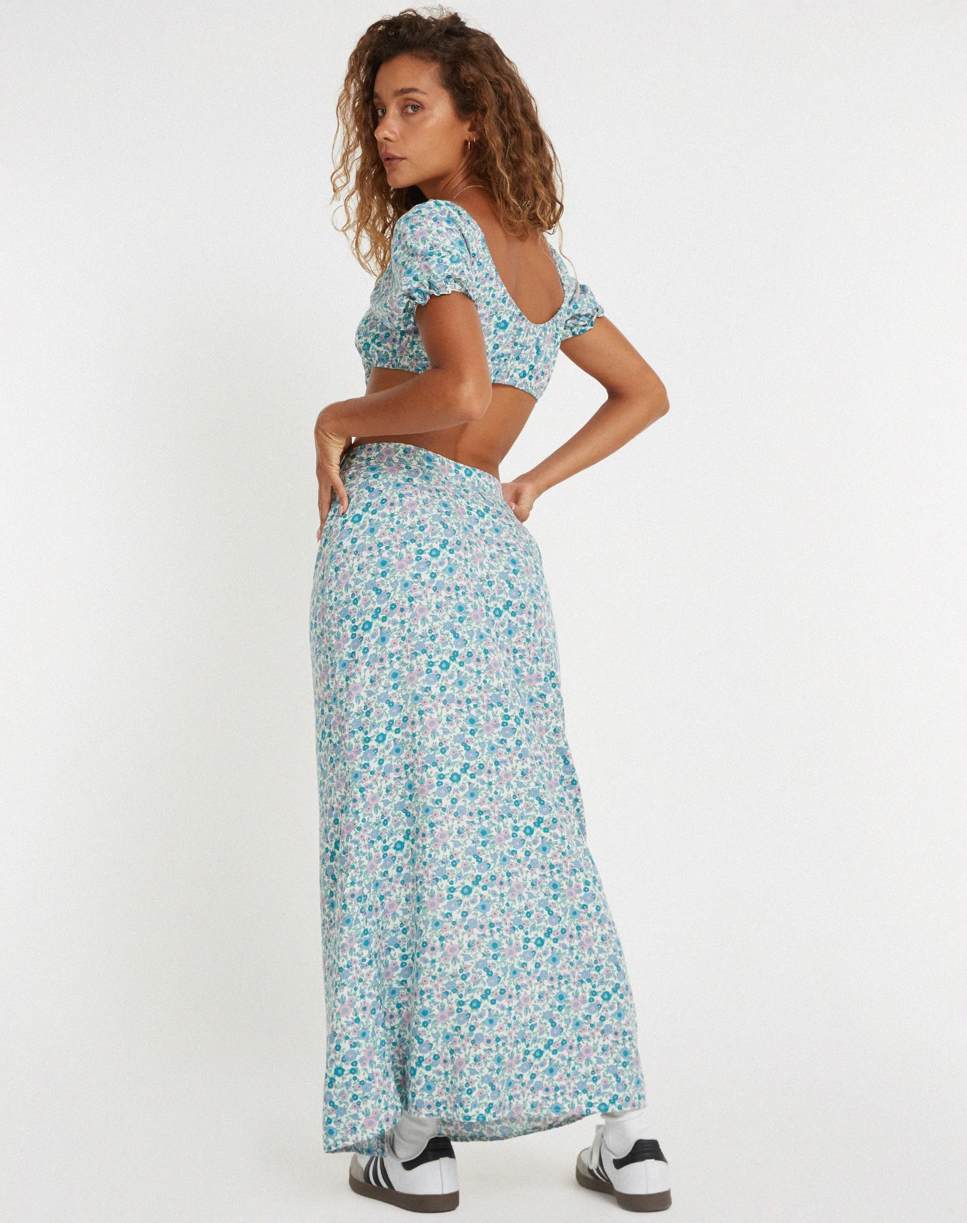 Rima Midi Skirt in Flower Power Blue