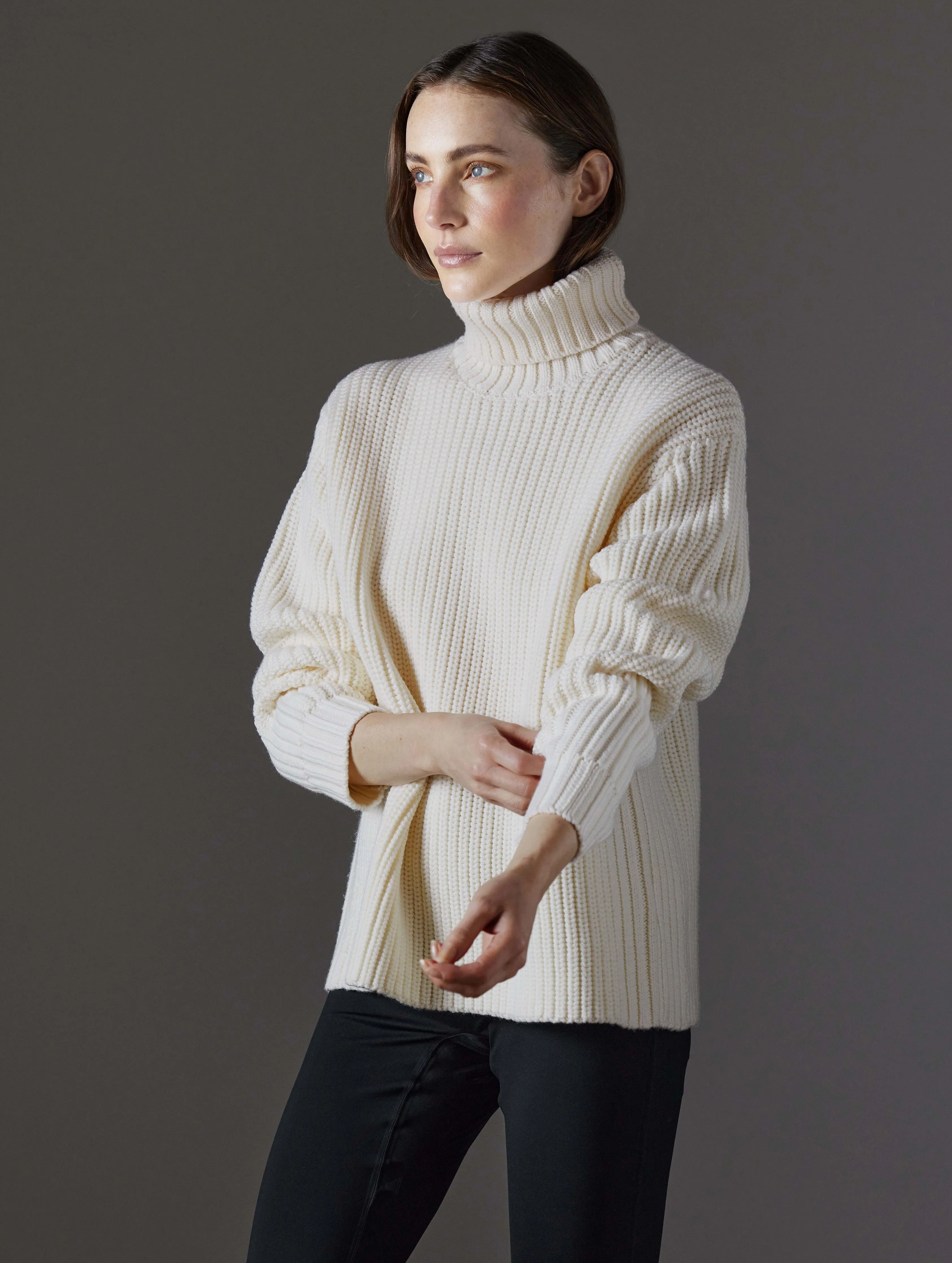 Sherwood Turtleneck Sweater - Winter White