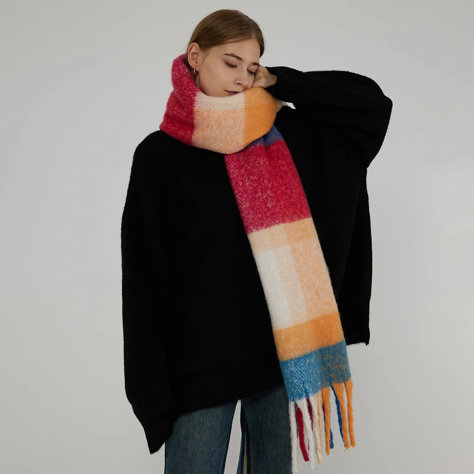 Thick Warm Tassel Contrast Color Scarf for Autumn/Winter