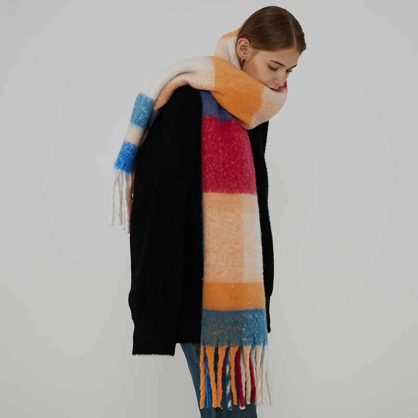 Thick Warm Tassel Contrast Color Scarf for Autumn/Winter