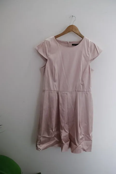 Vintage french connection peach pleat detailed dress size 10