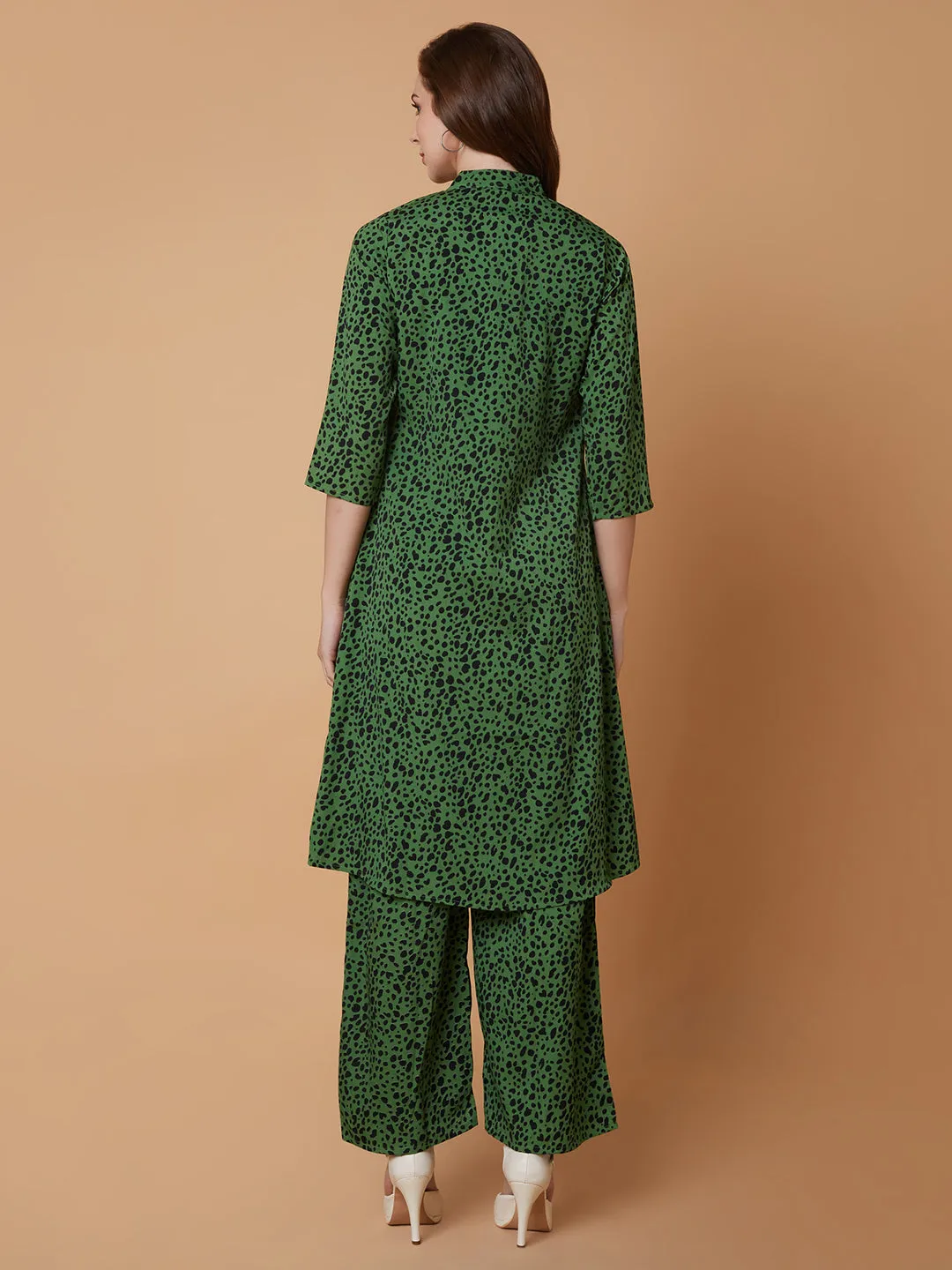 Women Printed Green Basic Jumpsuit with Shrug